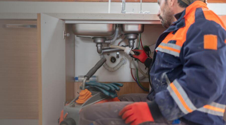 Professional tankless water heater installation services in Dovray, MN